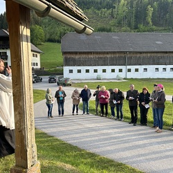 Maiandacht auf der Breitau beim Peterbauer